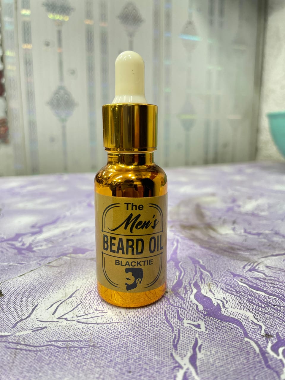 Mens beard oil